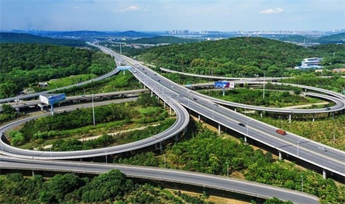 昌乐钢筋套筒应用于高速公路